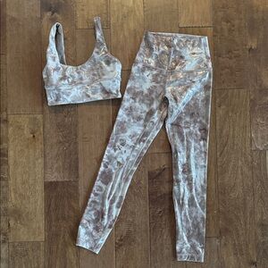 lululemon athletica Tie-Dye Yoga Pants and Bra Set